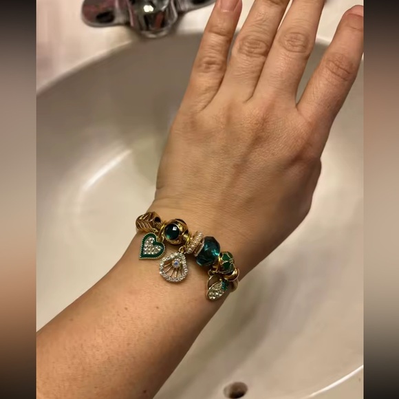 Emerald Charm 18K Gold Stainless Steel Cable Bracelet - Picture 7 of 10